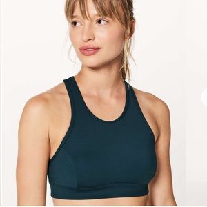 Lululemon Pace Perfect Bra (Storage) in Submarine - size 6